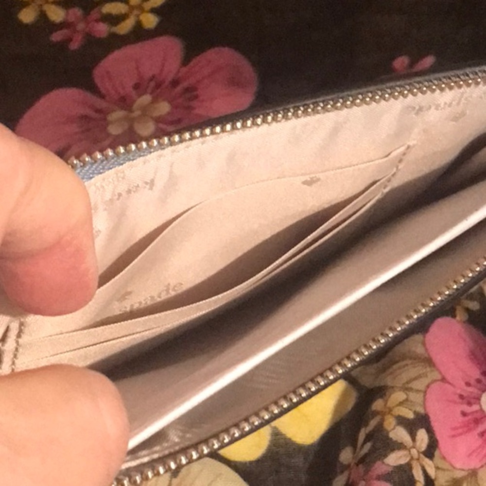 NWT Kate Spade Embroidered Floral Medium Wristlet NWT - Leather Slate Blue - Picture 9 of 13